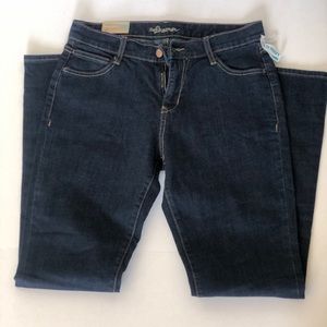NWT- The Dreamer Jeans Old Navy Size 6 Boot cut